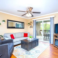 2BR Lake Escape Near SDC & TR Lake