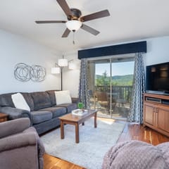 By SDC | 2BR w/ Lake View | No Stairs