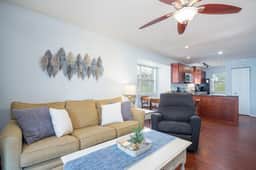 2BR Lake Escape Near SDC & TR Lake - Image 4
