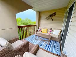 2BR Lake View Getaway Close to SDC - Image 4
