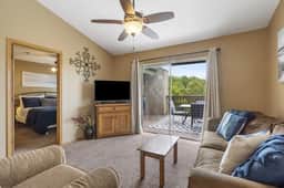Gorgeous 2BR Lake View Near SDC - Image 2