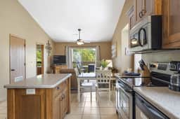 Gorgeous 2BR Lake View Near SDC - Image 4