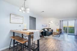 3BR Ozark Views | Sleeps 11 - Image 4