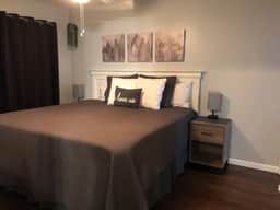 4BR Sister Condos | Sleeps 12 | Lake View - Image 3