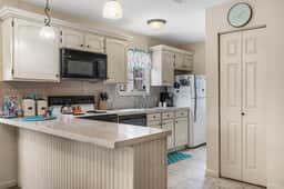 2 Condos | Sleeps 12 | Lake View by SDC - Image 5
