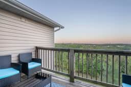6BR | 2 Condos w/ Mountain Views - Image 5