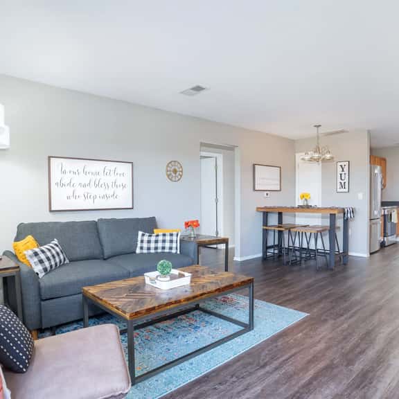 3BR Mountain View Condo + Deck | Sleeps 11 - Image 1