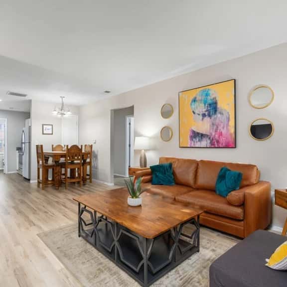 Winter Special | 3BR, No Stairs, Deck, Sleeps 11 - Image 1