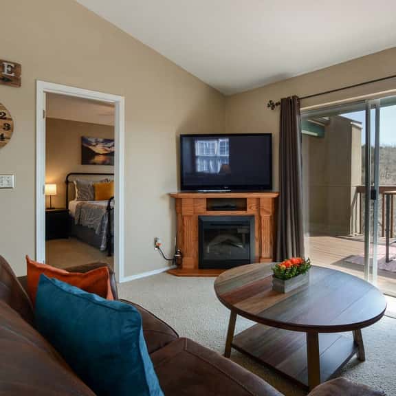 4BR Sister Condos | Sleeps 12 | Lake View - Image 1