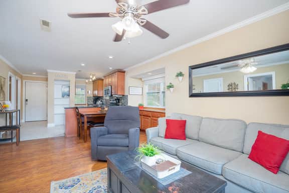 2BR Lake Escape Near SDC & TR Lake - Image 2