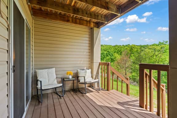 2BR Lake Escape Near SDC & TR Lake - Image 3
