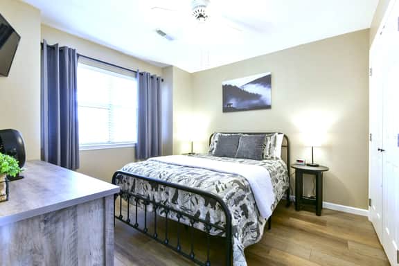 2BR Perfect Lake View by SDC & Table Rock - Image 5
