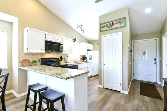 2BR Perfect Lake View by SDC & Table Rock - Image 3