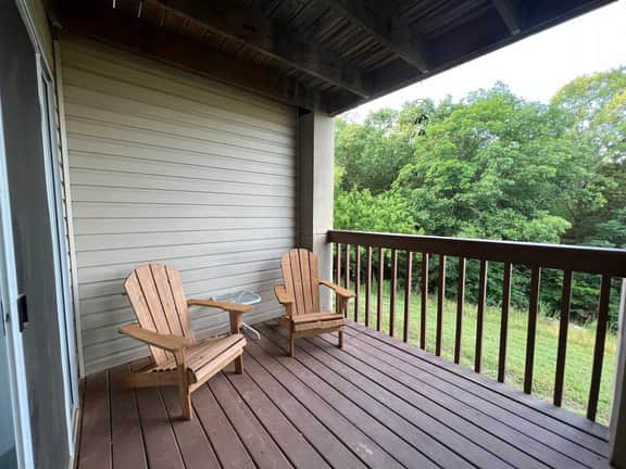 Modern 2BR w/ Huge Deck | Near SDC & Lake - Image 5
