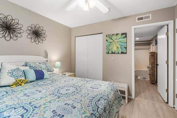 2BR Lake View Condo by SDC | No Stairs - Image 2