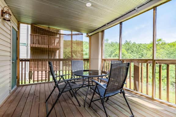 Sleeps 16 | 2 Condos by SDC & Lake - Image 3
