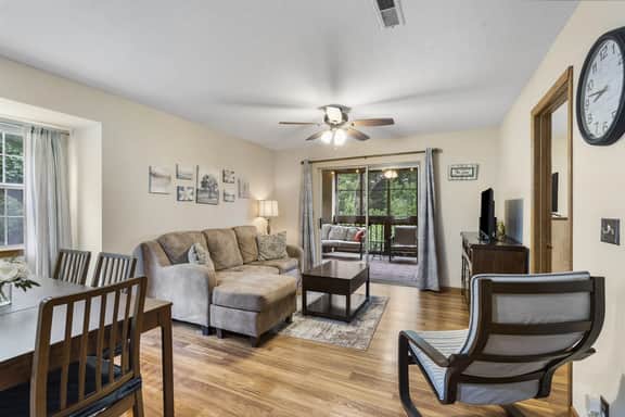 4BR | 2 Condos | 2 Decks | 2 Kitchens - Image 2