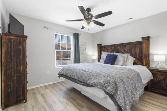 Winter Special | 6BR, 2 Condos, Sleeps 22 - Image 3