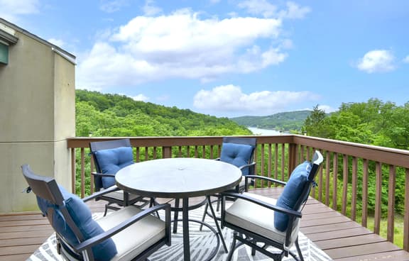 2BR Perfect Lake View by SDC & Table Rock - Image 1