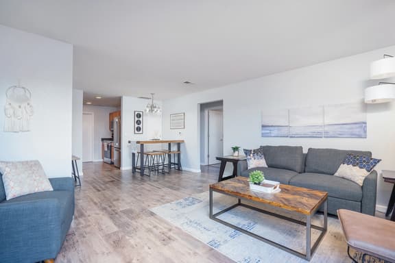 3BR Ozark Views | Sleeps 11 - Image 1